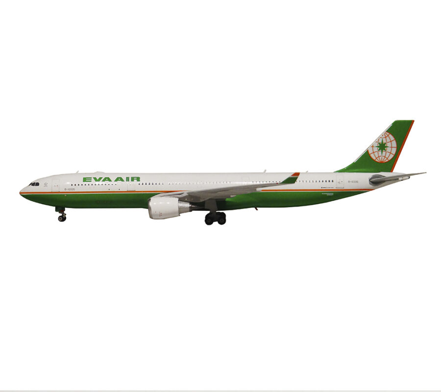 Airbus A330-300 Eva Air B-16335