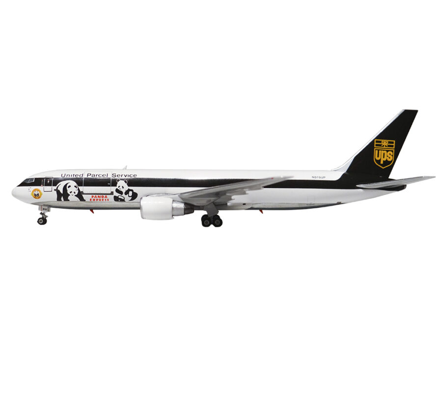 Boeing 767-300ER UPS United Parcel Service "panda express" N315UP Polish