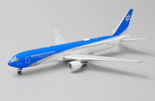 Boeing 767-300ER Israel Government 4X-ISR With Antenna