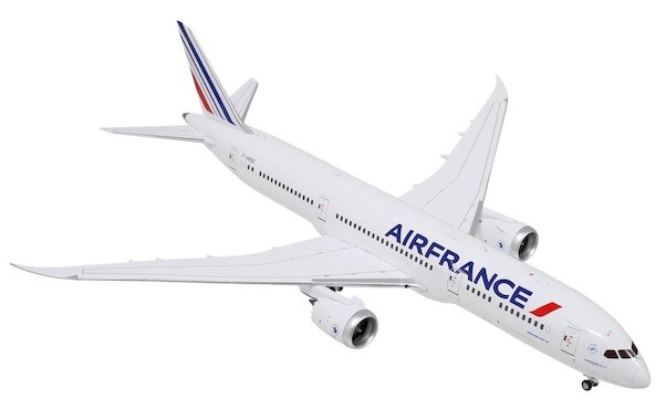 Boeing 787-9 Dreamliner Air France F-HRBC With Stand