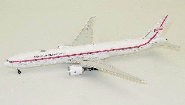 Boeing 777-300ER Republik Indonesia PK-GIG