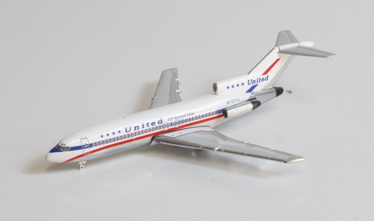 Boeing 727-100 United Airlines N7017U