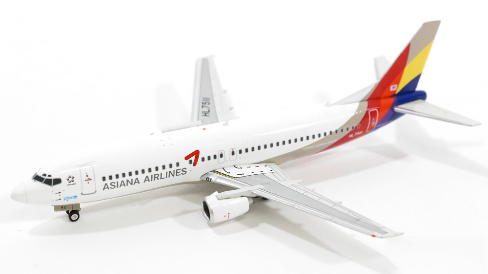 Boeing 737-400 Asiana Airlines HL7511