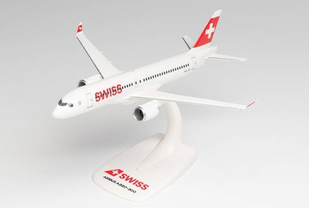 Airbus A220-300 Swiss International Air Lines HB-JCQ