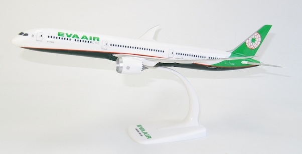 Boeing 787-10 Dreamliner Eva Air B-17801