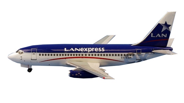 Boeing 737-200 LAN Express CC-CSH