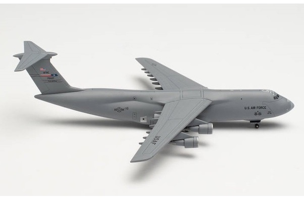 Lockheed C5M Super Galaxy USAF 433rd AW 68th Sqd "City San Antonio" 87-0027