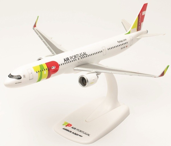 Airbus A321neo TAP Air Portugal "Amália Rodrigues" CS-TXF