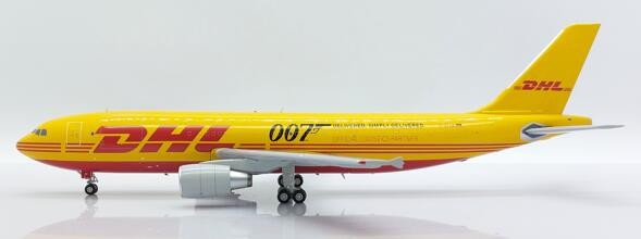 Airbus A300-600R(F) DHL "007" D-AEAK