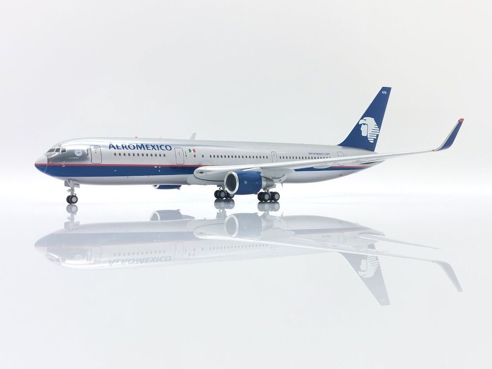 Boeing 767-300ER Aeromexico XA-APB Polished