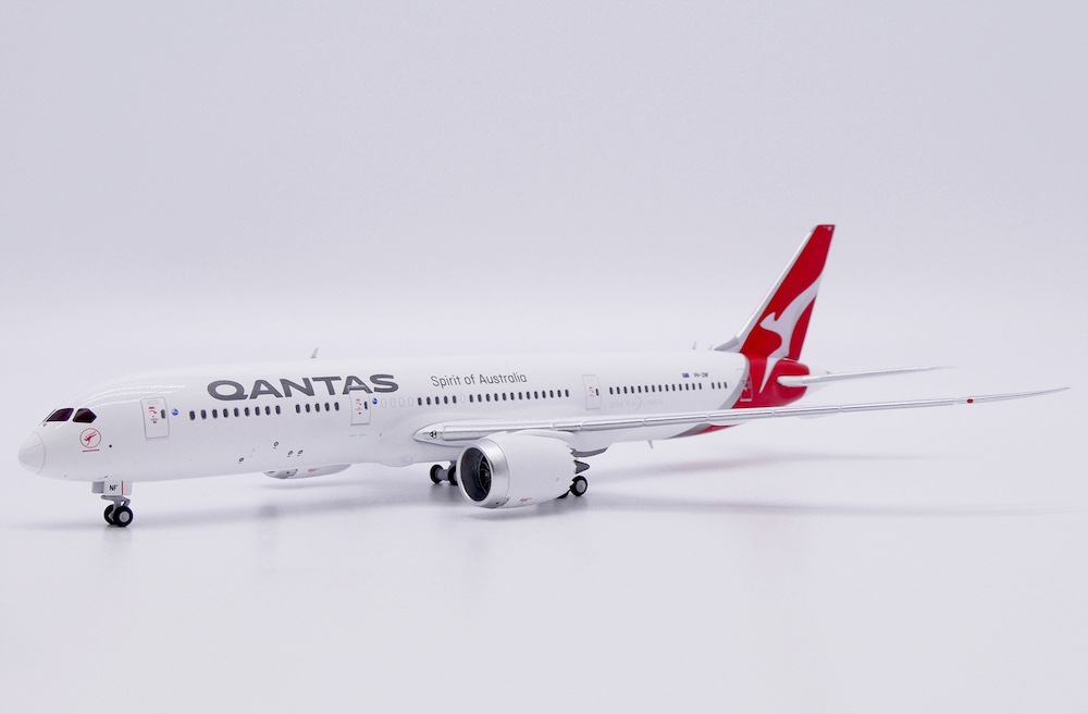 Boeing 787-9 Dreamliner Qantas VH-ZNF