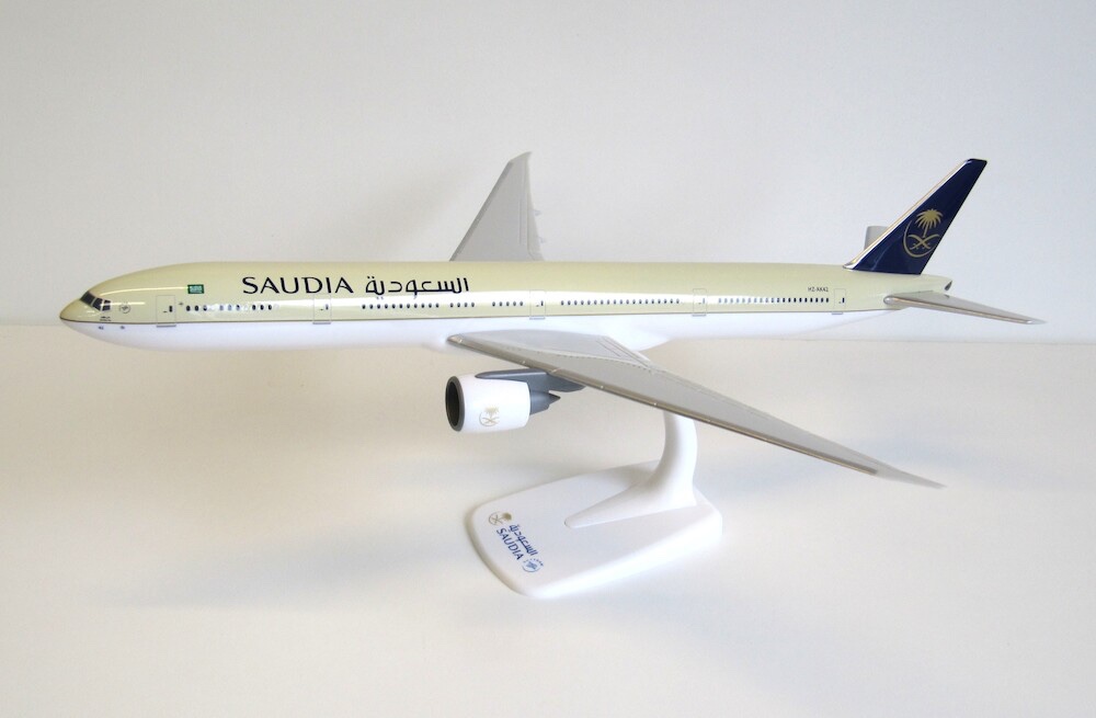 Boeing 777-300ER Saudi Arabian Airlines HZ-AK42