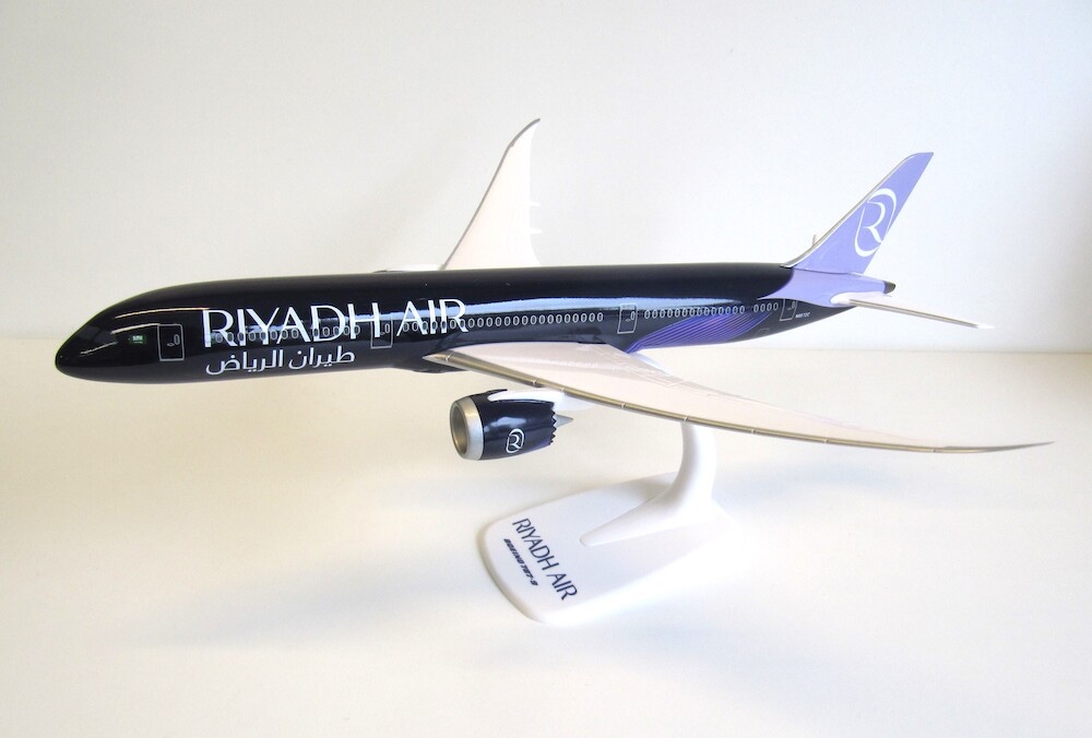 Boeing 787-9 Dreamliner Riyadh Air N8572C