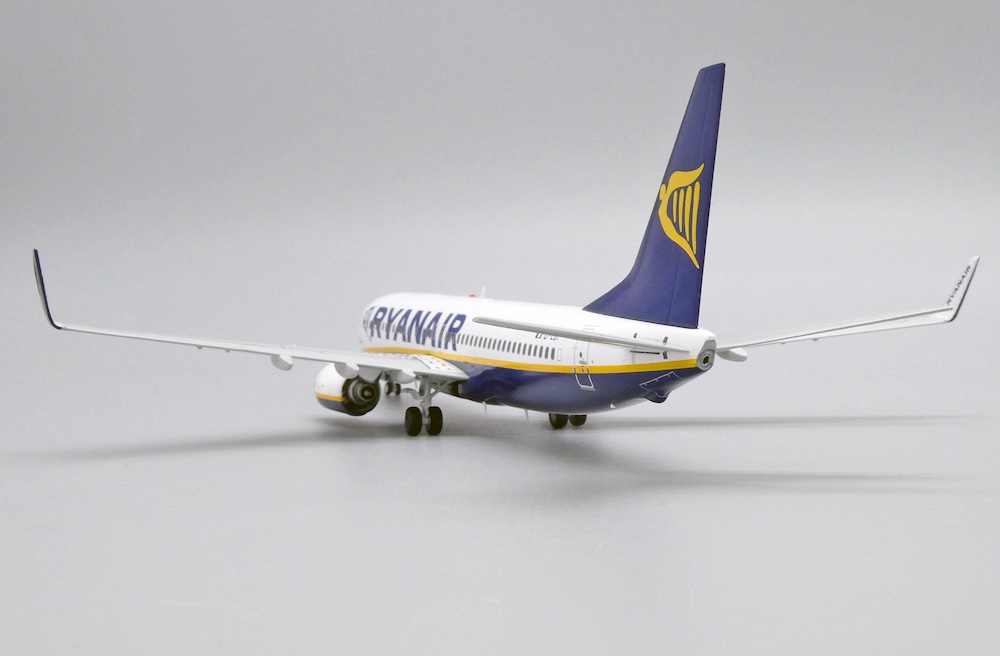 jc_wings_xx2492_boeing_737_800_ryanair_ei_ebi_x40_209606_3