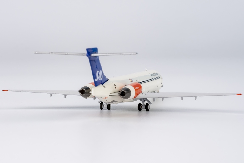 ng_models_84001_mcdonnell_douglas_md87_sas_scandinavian_airlines_grane_viking_se_dic_x35_209338_5