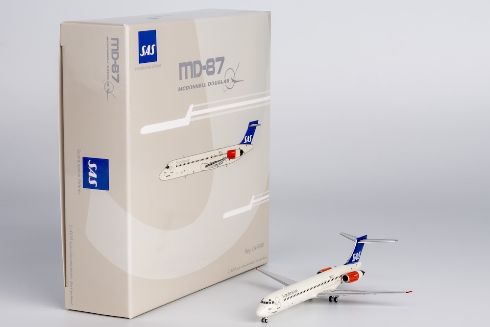 ng_models_84002_mcdonnell_douglas_md87_sas_scandinavian_airlines_grim_viking_ln_rmu_xa4_210267_10