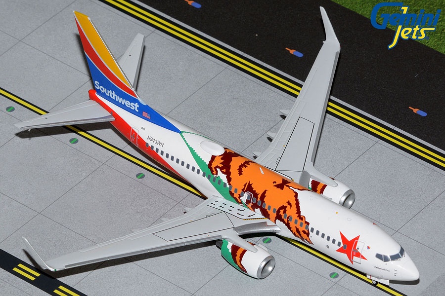 Boeing 737-700 Southwest Airlines "California One" N943WN